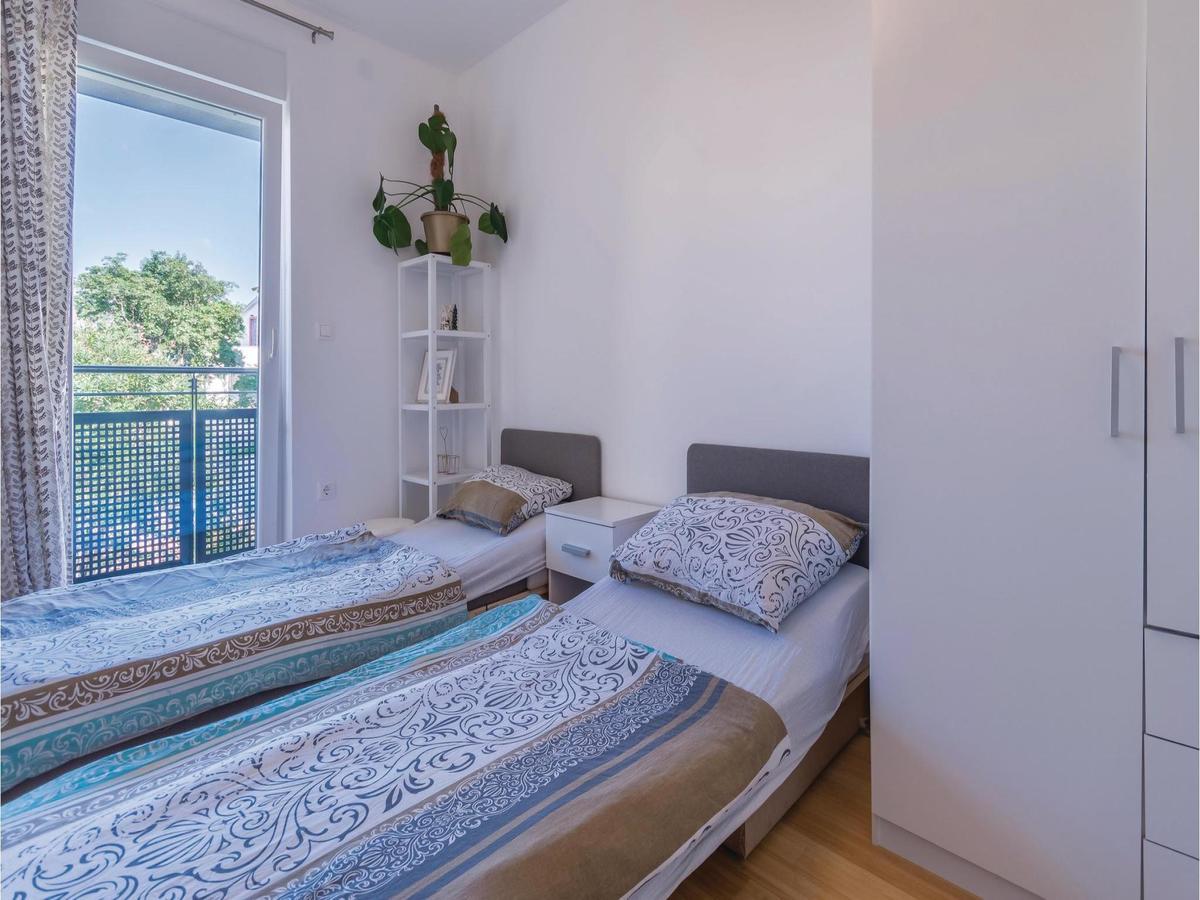 Two-Bedroom Apartment In Pula Bagian luar foto